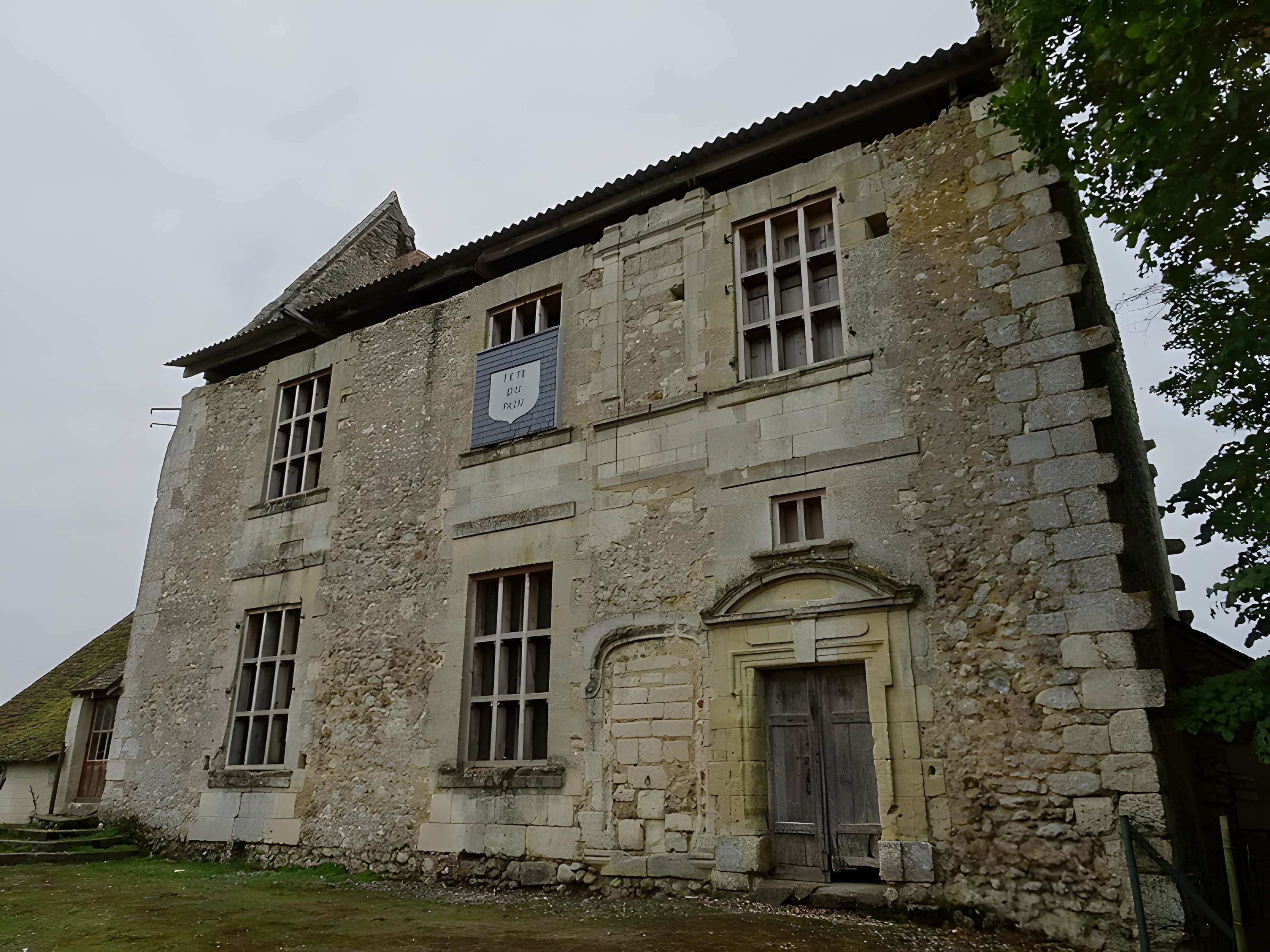 Château de Montreuil-en-Touraine