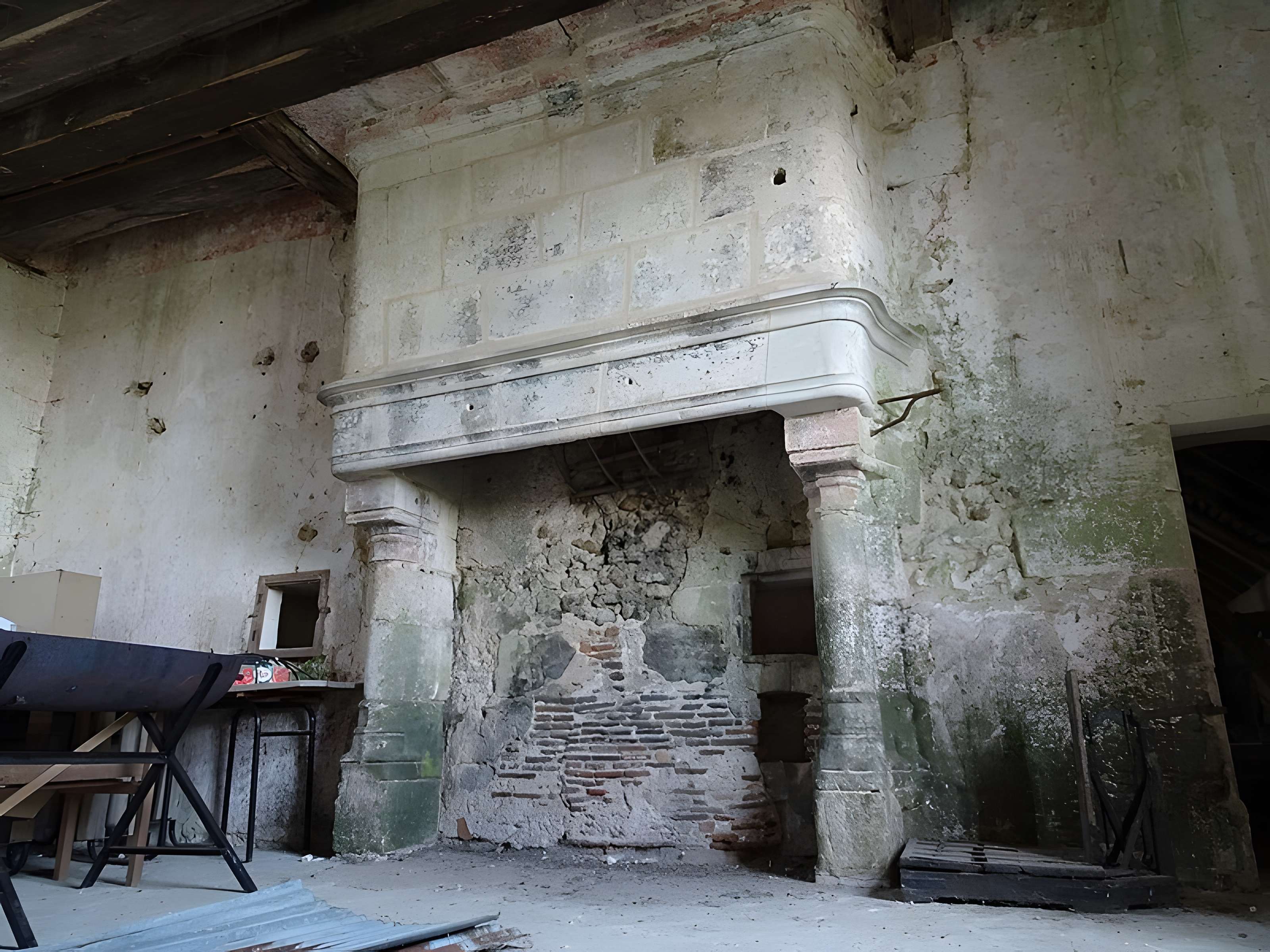 Château de Montreuil-en-Touraine