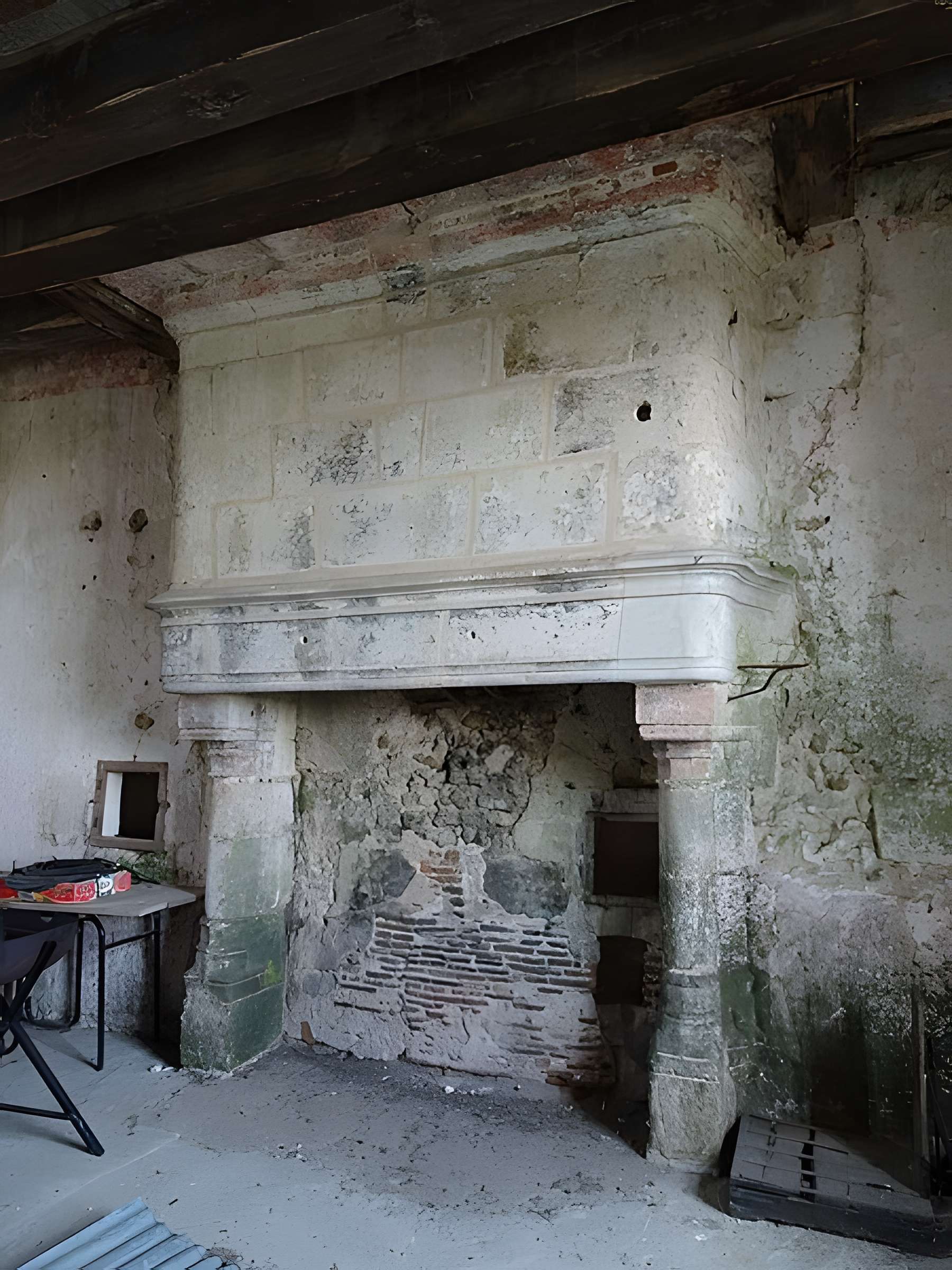 Château de Montreuil-en-Touraine