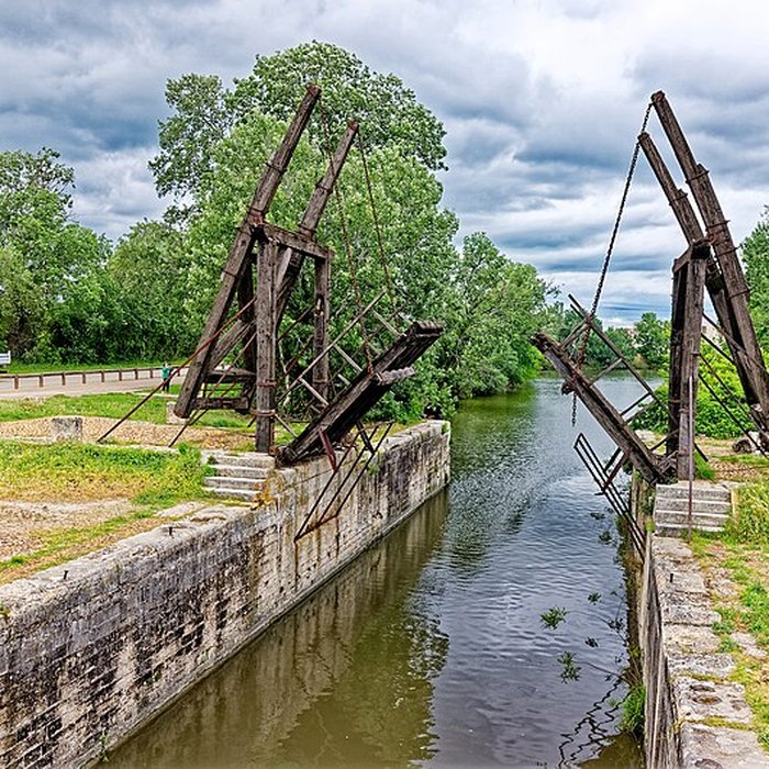 Photo de Pont Van-Gogh à Arles