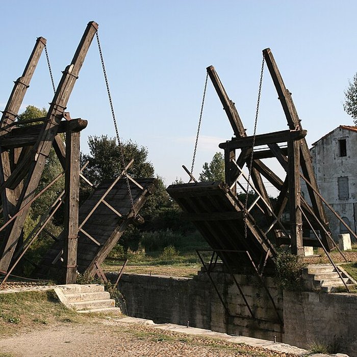 Photo de Pont Van-Gogh à Arles