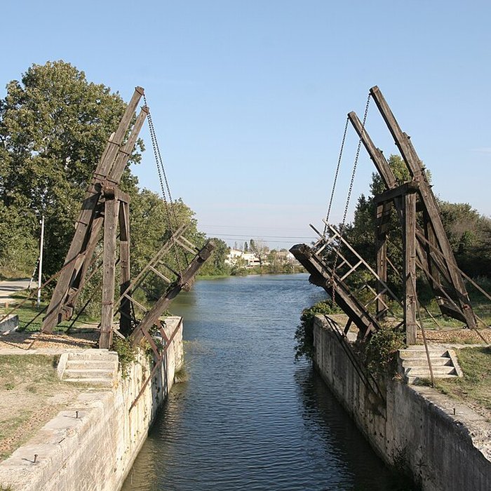 Photo de Pont Van-Gogh à Arles