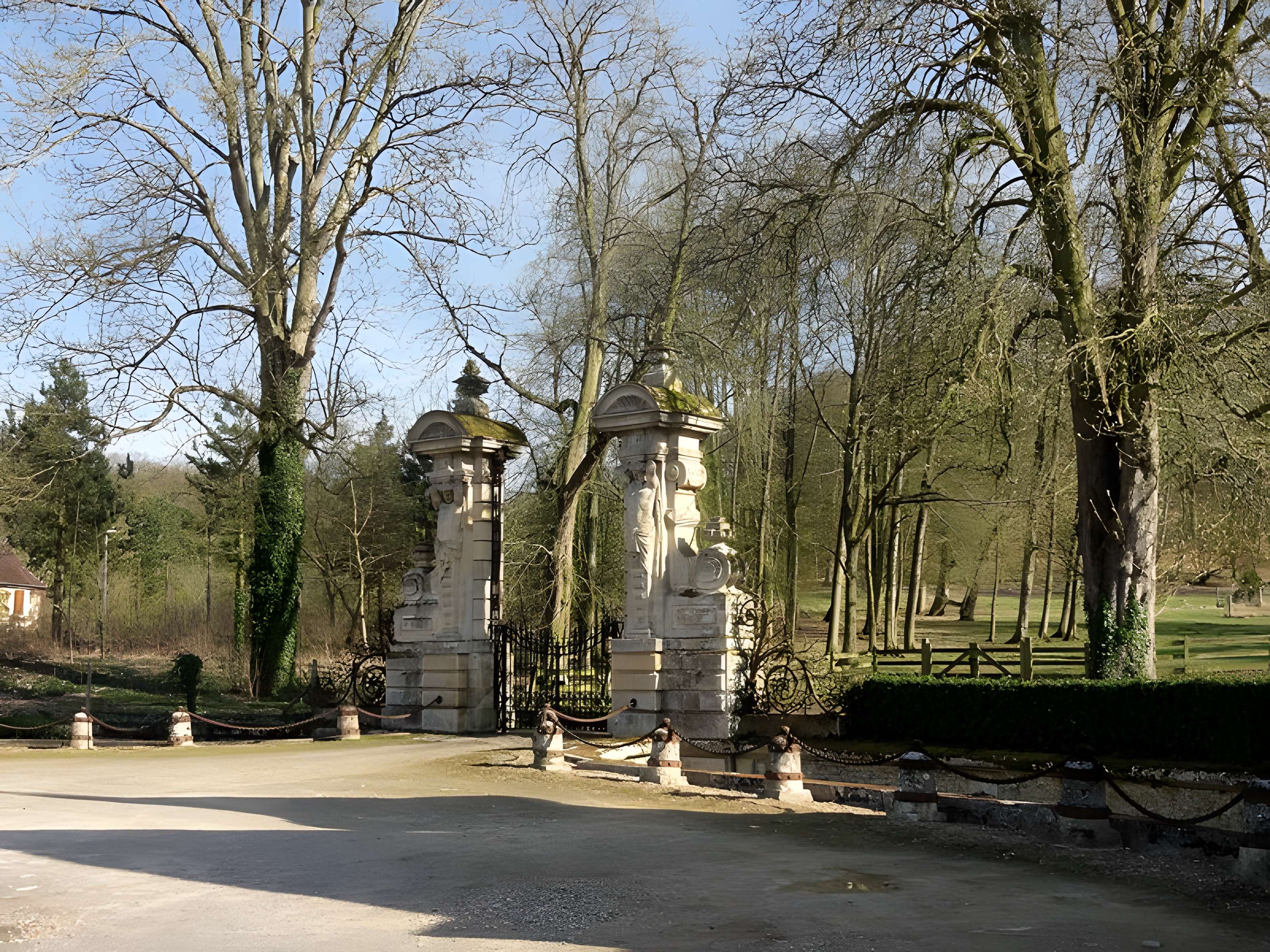 Château de Mouchy-le-Châtel