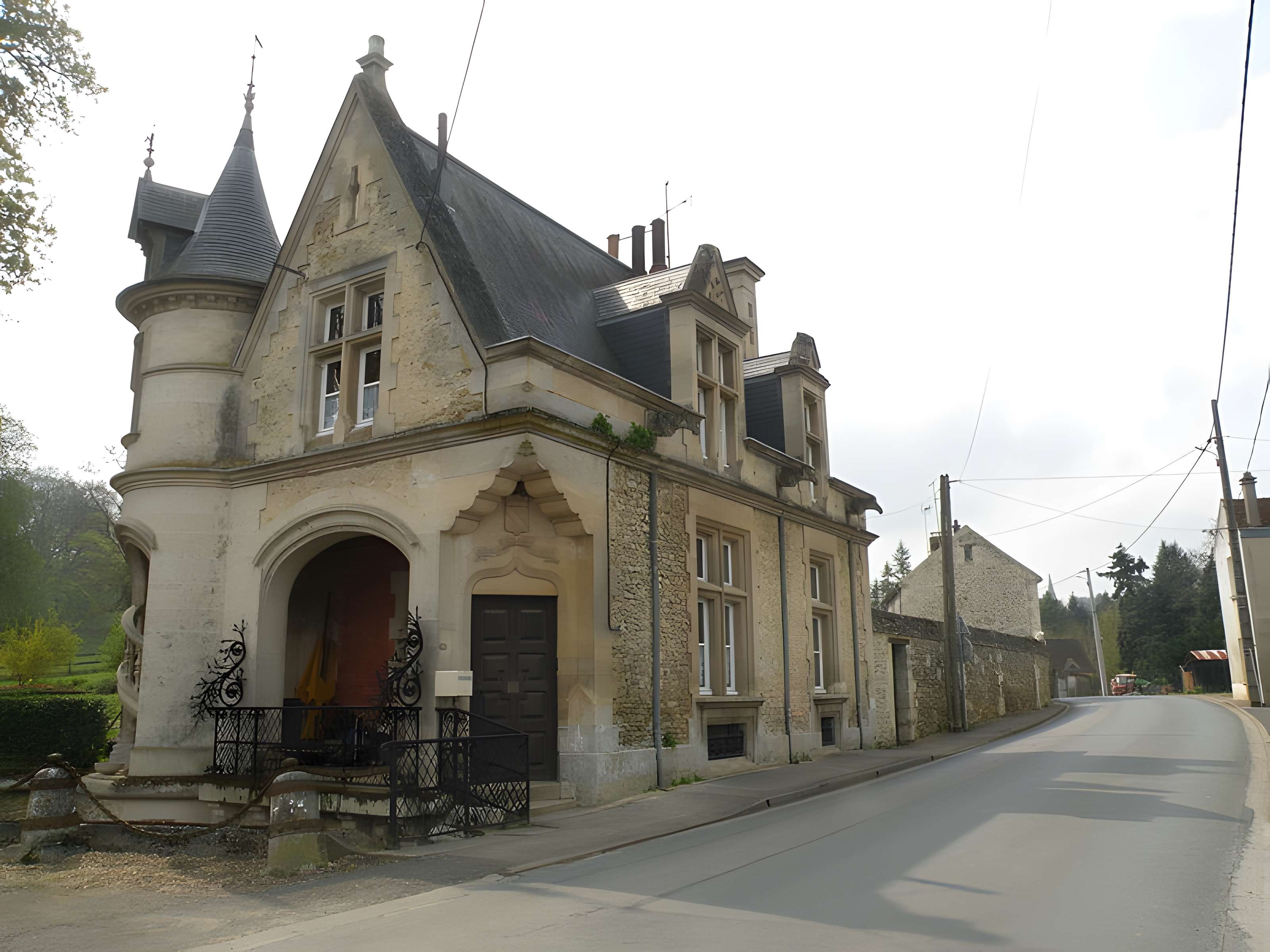 Château de Mouchy-le-Châtel