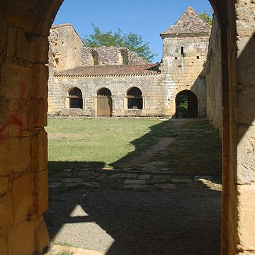 Ancienne Abbaye de Saint-Avit-Sénieur