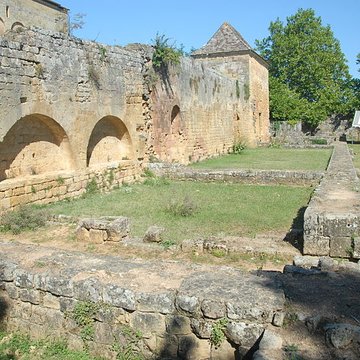 Ancienne Abbaye de Saint-Avit-Sénieur