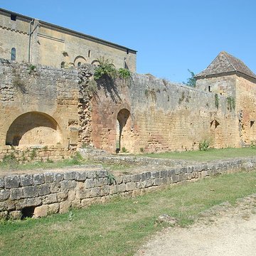 Ancienne Abbaye de Saint-Avit-Sénieur