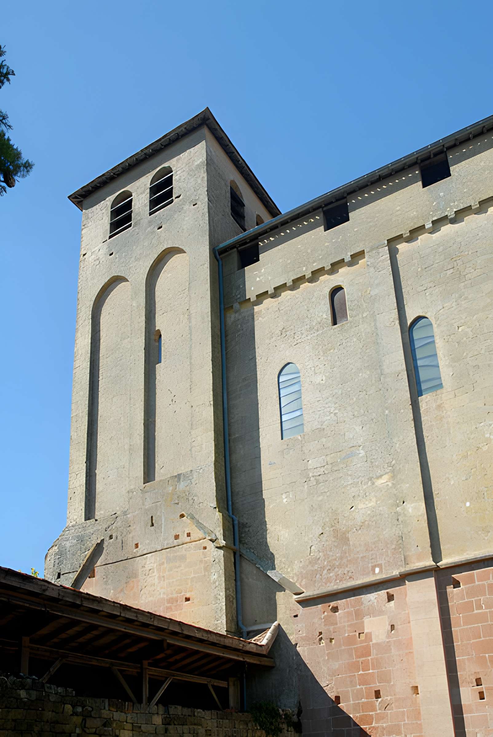 Ancienne Abbaye de Saint-Avit-Sénieur