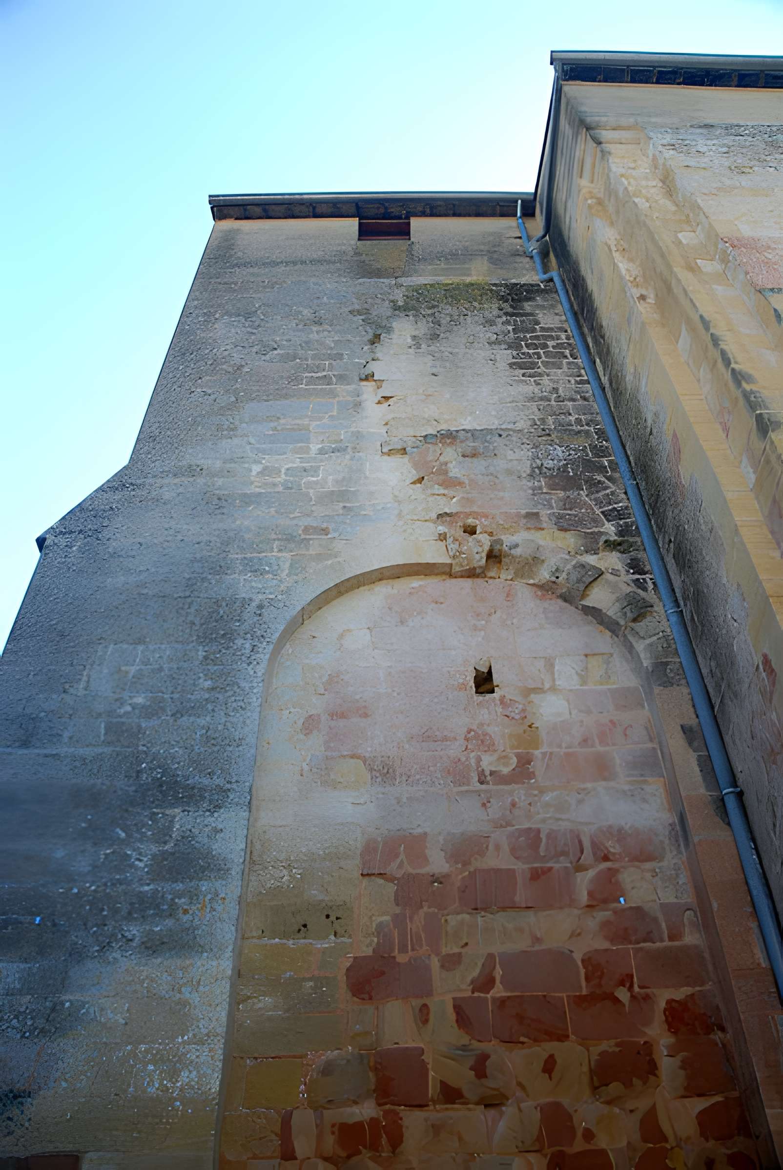 Ancienne Abbaye de Saint-Avit-Sénieur