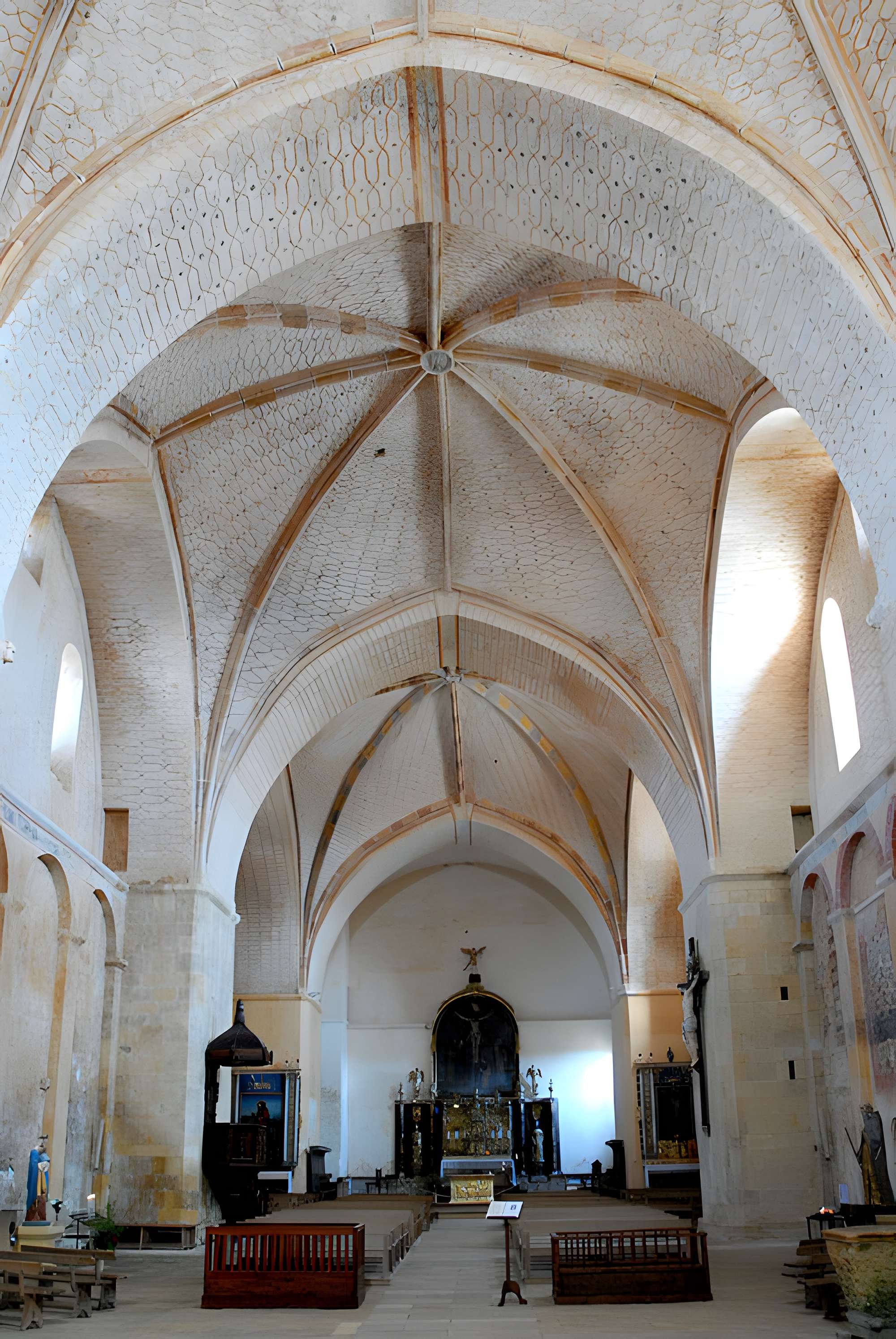 Ancienne Abbaye de Saint-Avit-Sénieur