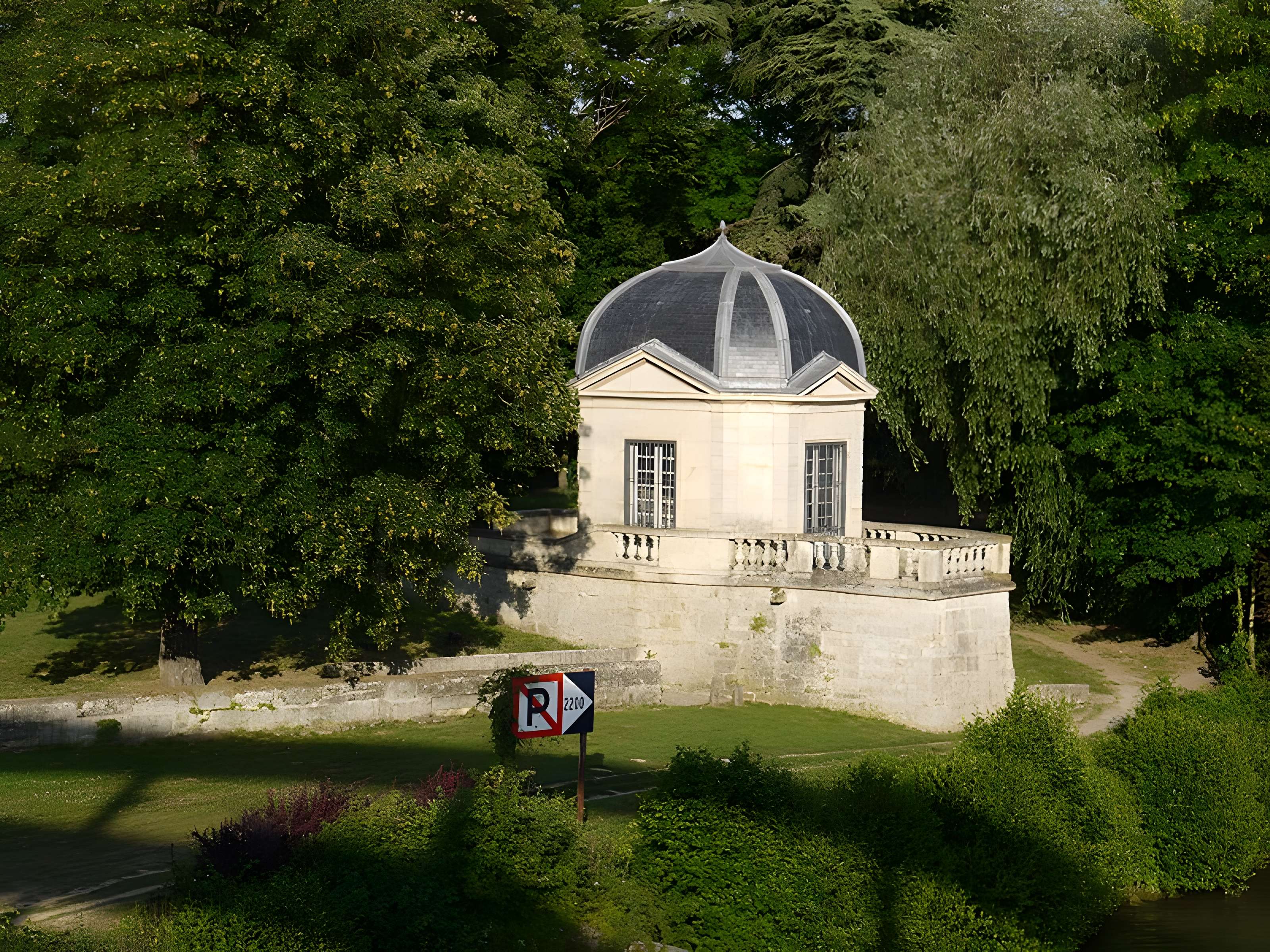 Château de Neuville-sur-Oise