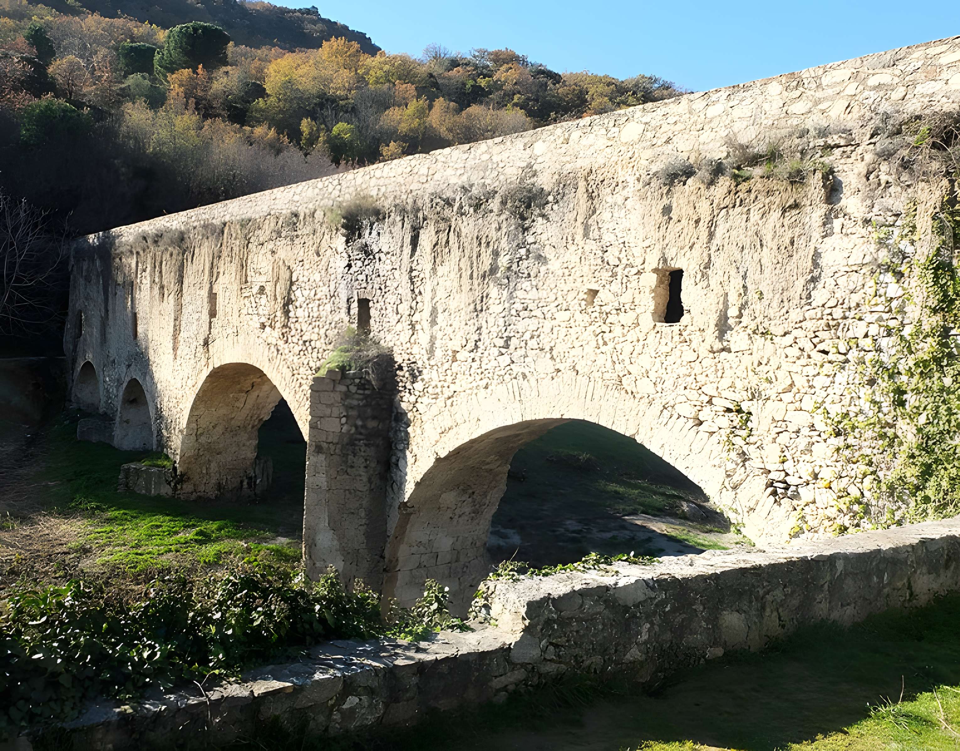 Pont-Aqueduc d'Ansignan