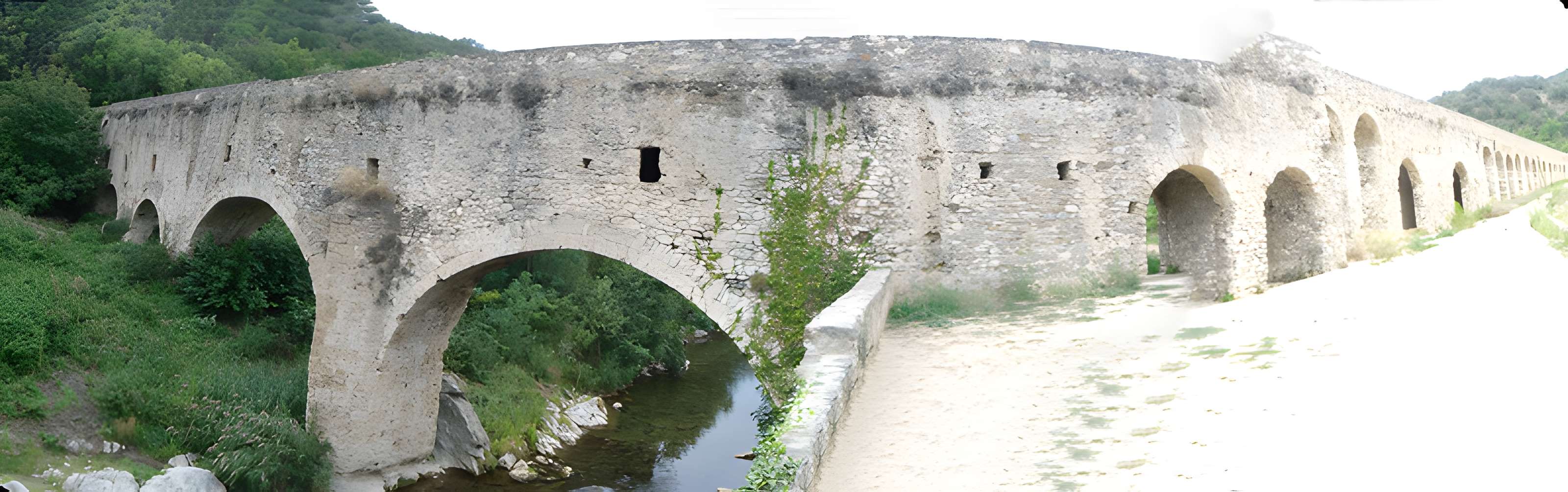 Pont-Aqueduc d'Ansignan
