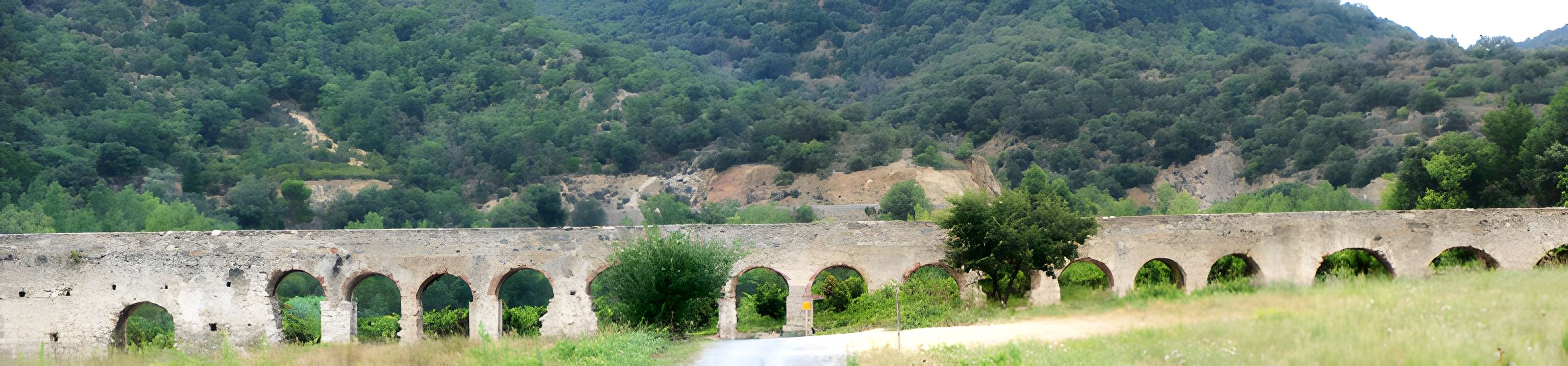 Pont-Aqueduc d'Ansignan