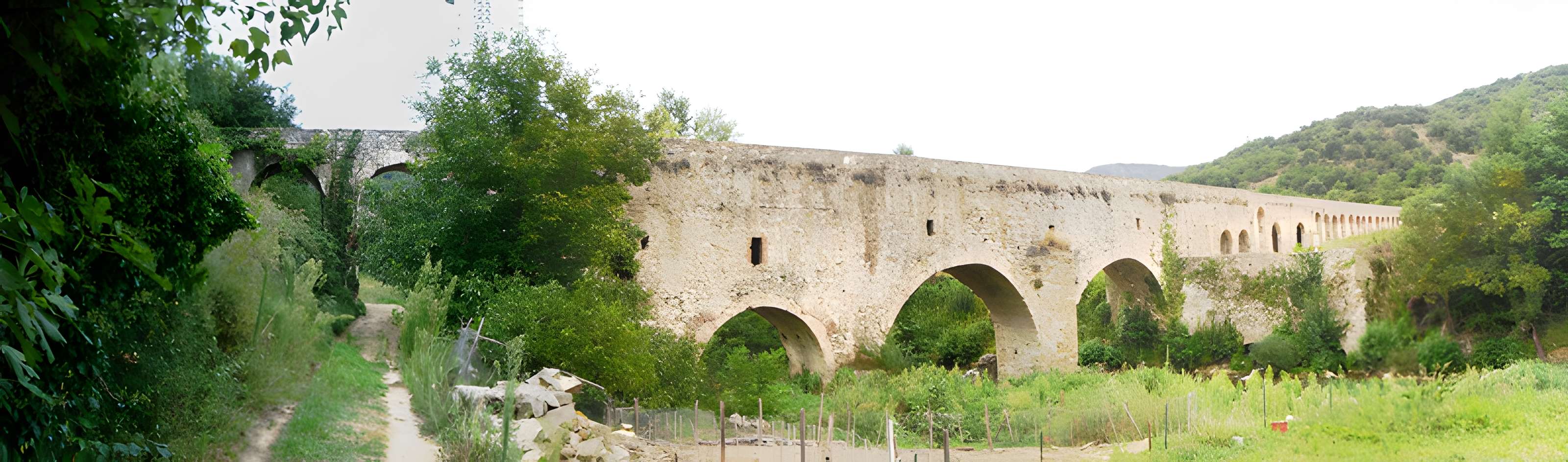 Pont-Aqueduc d'Ansignan