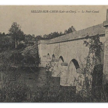 Pont-canal sur la Sauldre