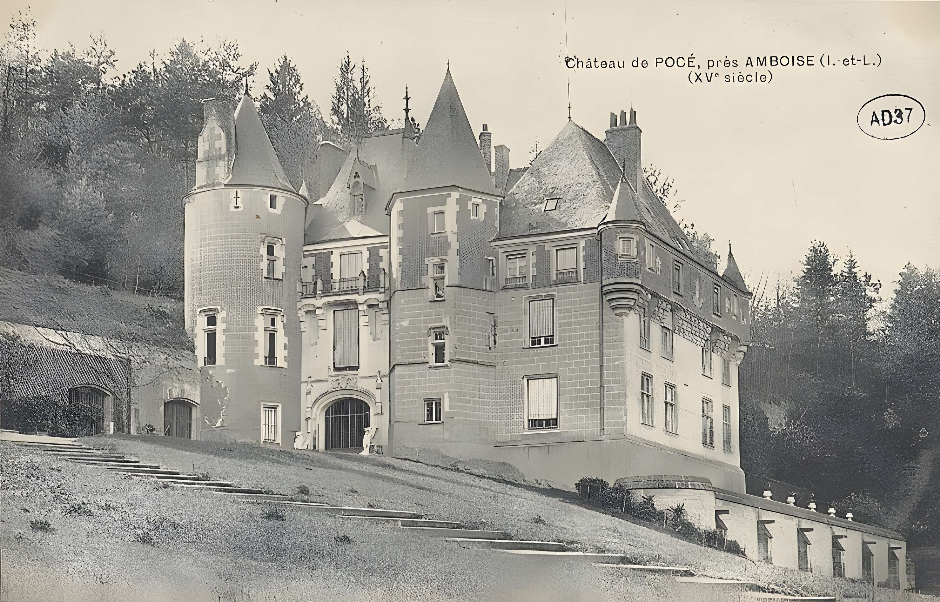 Château de Pocé-sur-Cisse