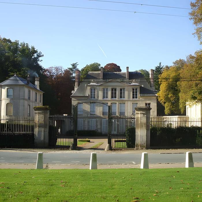 Photo de Château de Puiseux-le-Hauberger