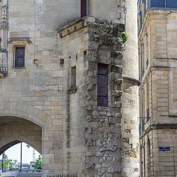 Porte Cailhau de Bordeaux