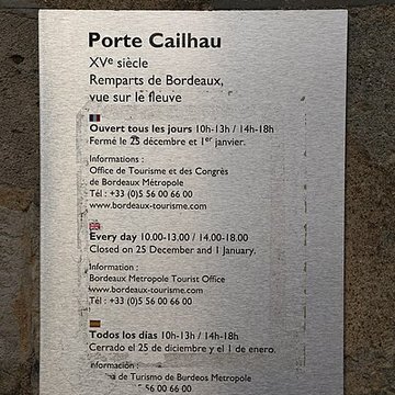 Porte Cailhau de Bordeaux