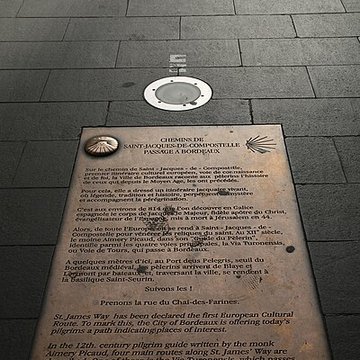 Porte Cailhau de Bordeaux