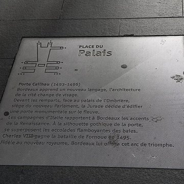 Porte Cailhau de Bordeaux