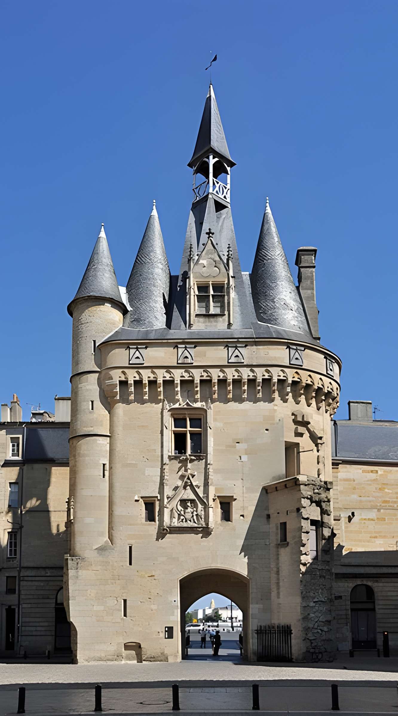 Porte Cailhau de Bordeaux