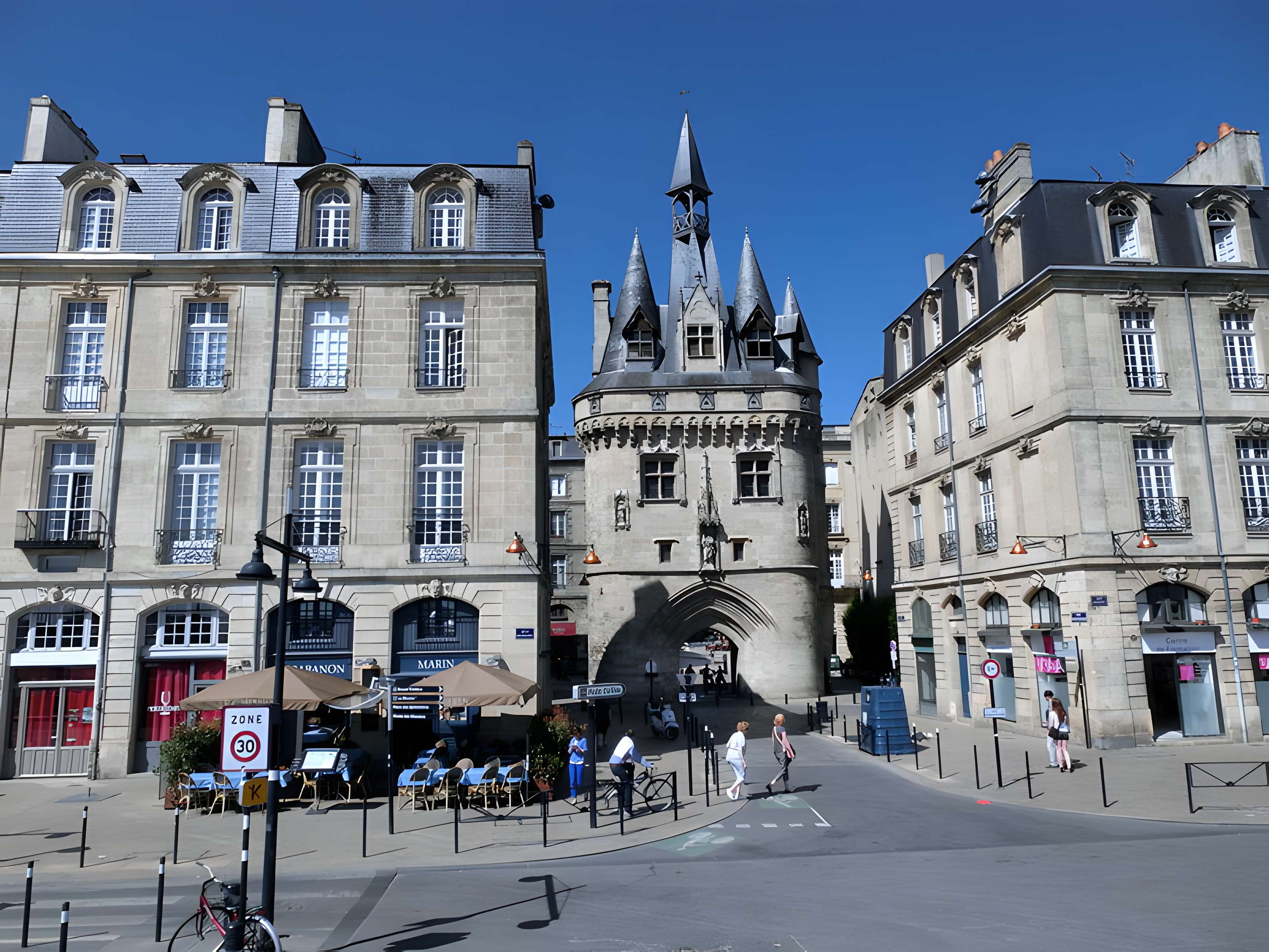 Porte Cailhau de Bordeaux