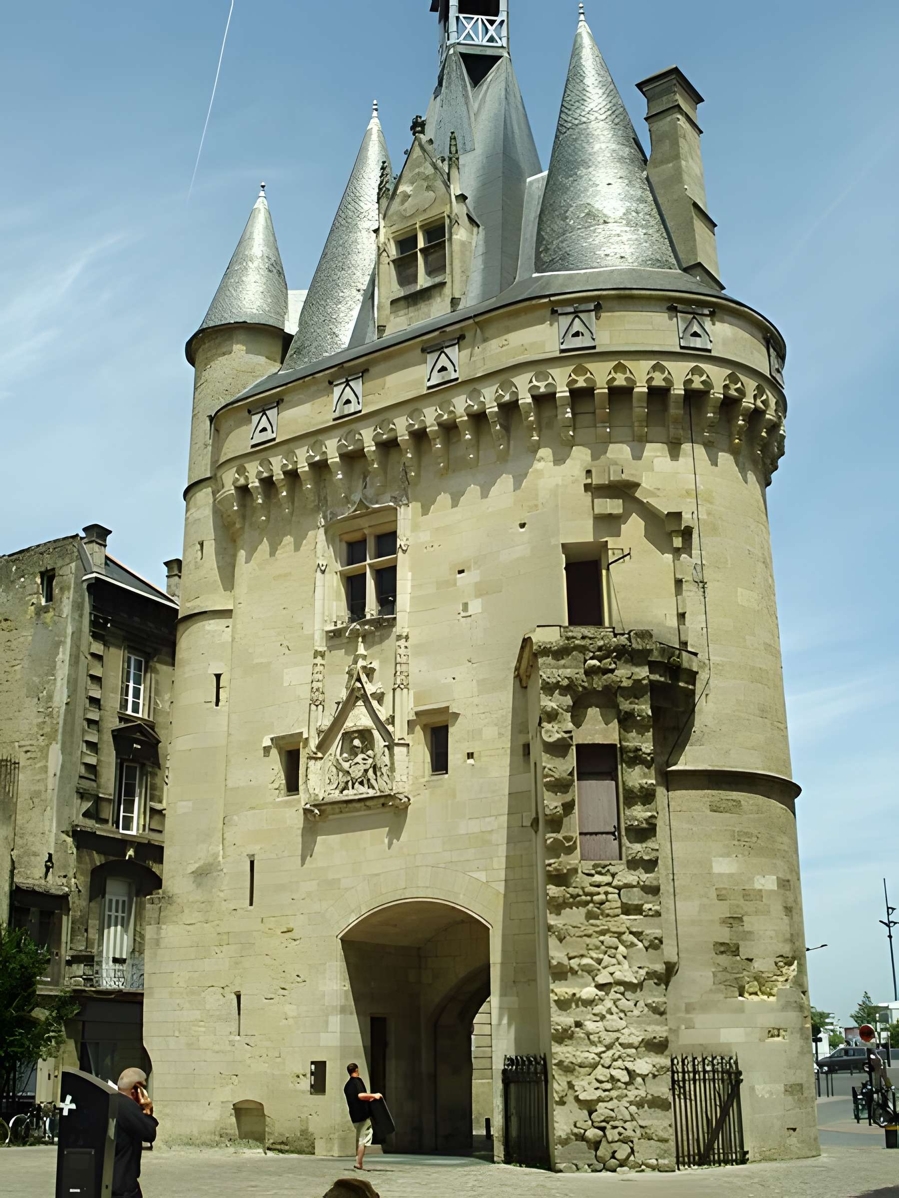 Porte Cailhau de Bordeaux