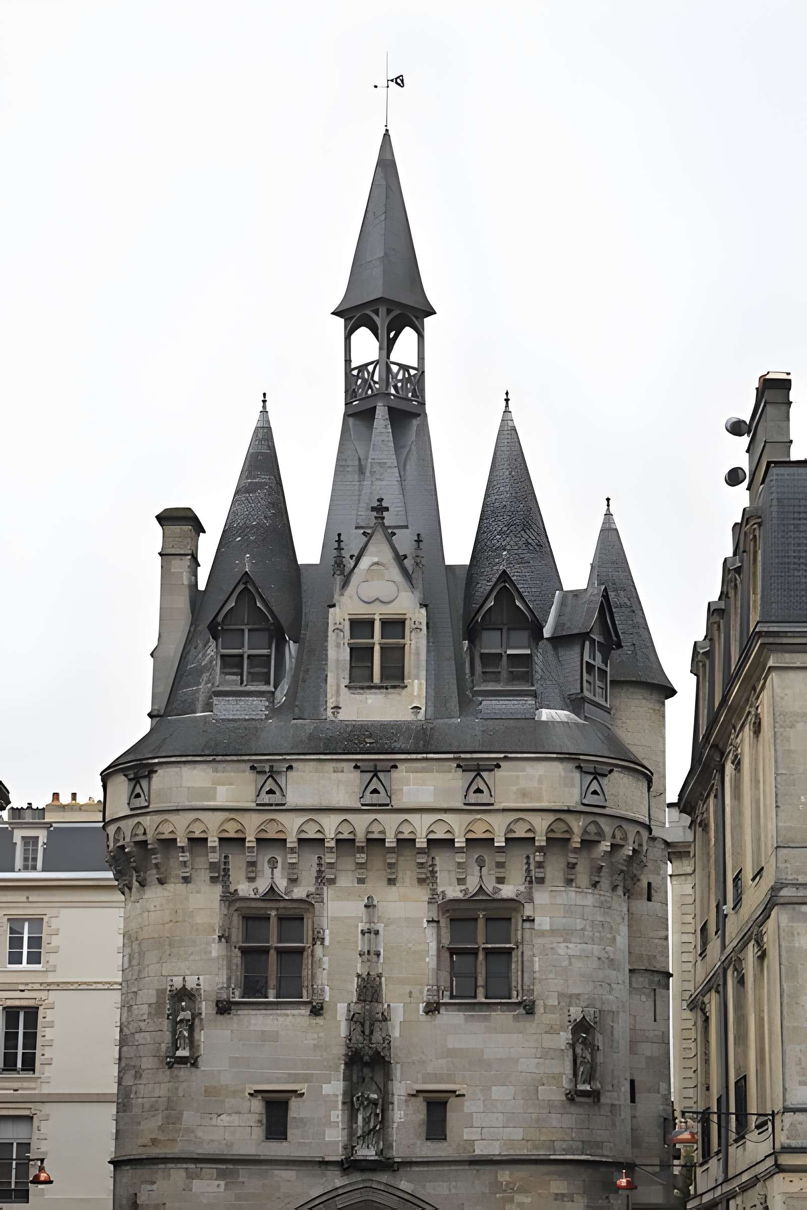 Porte Cailhau de Bordeaux