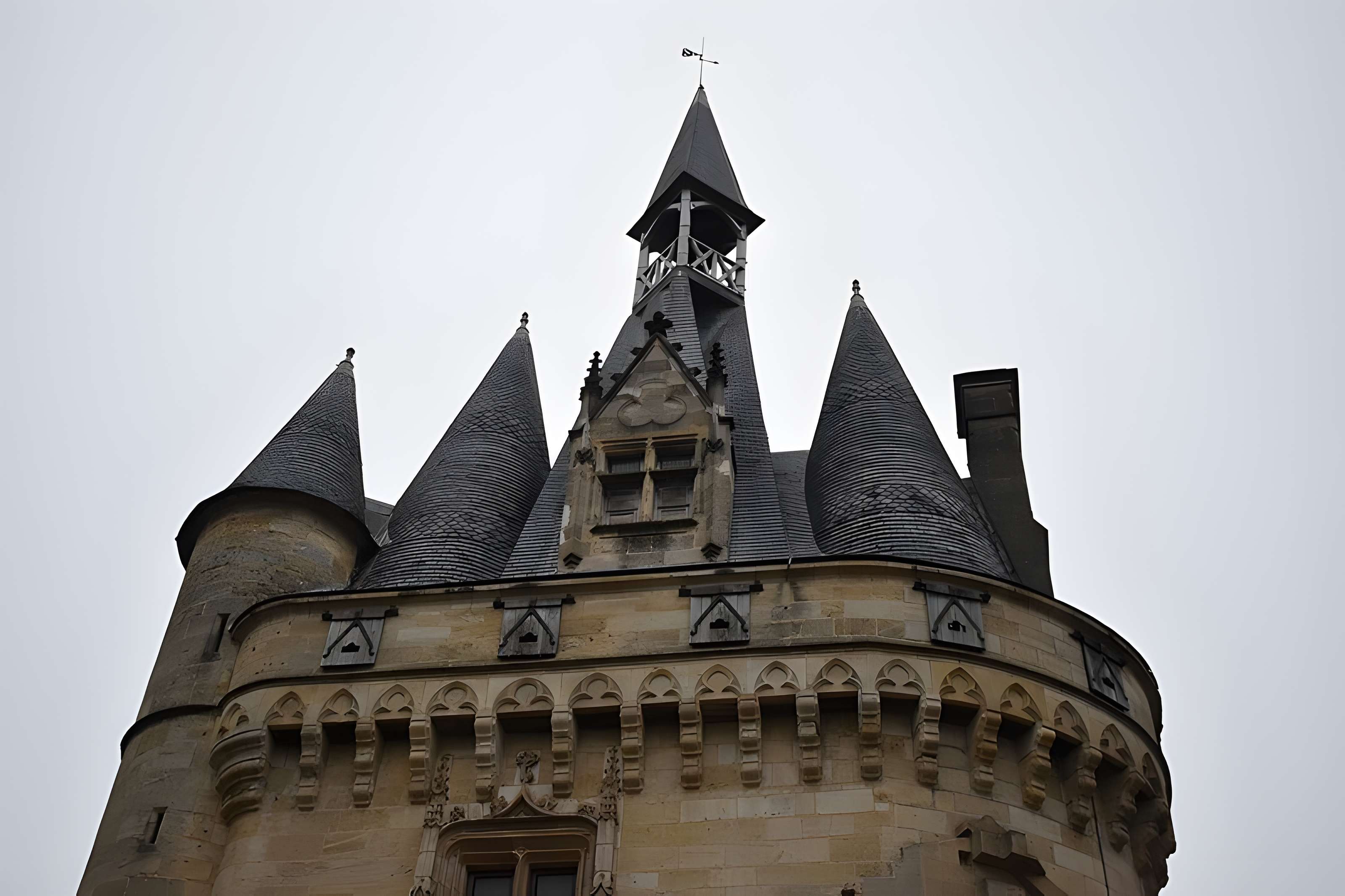 Porte Cailhau de Bordeaux