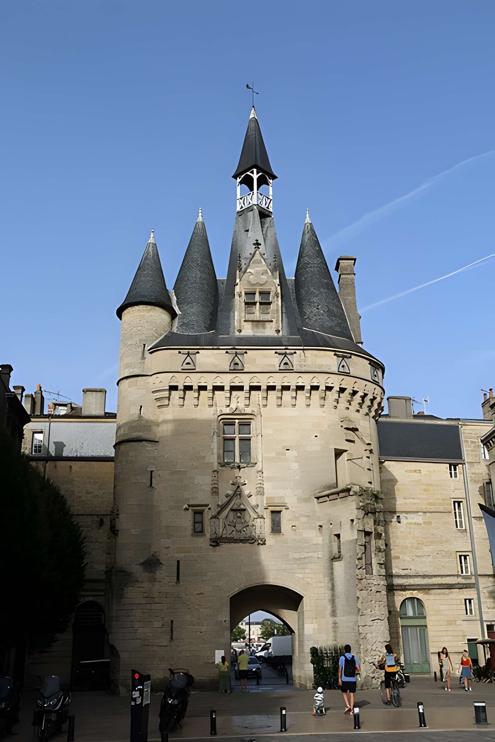 Porte Cailhau de Bordeaux