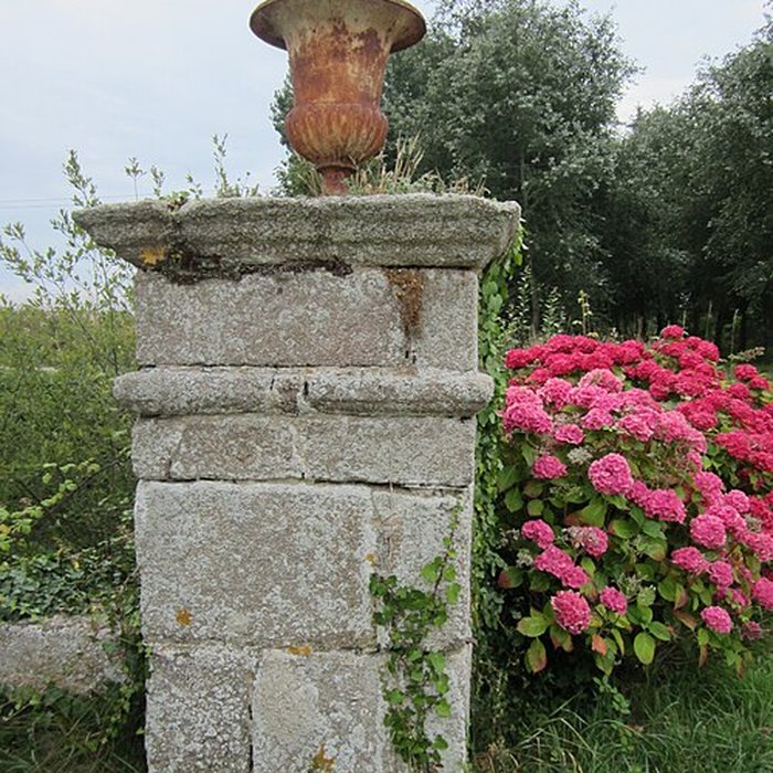 Photo de Château de Réville