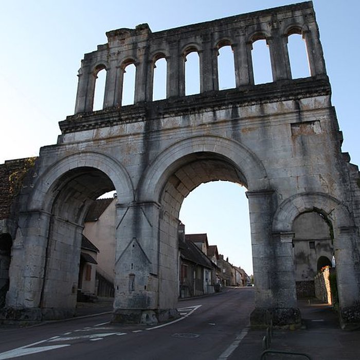 Photo de Porte dArroux à Autun