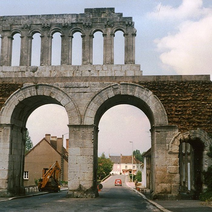 Photo de Porte dArroux à Autun
