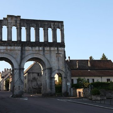 Porte dArroux à Autun