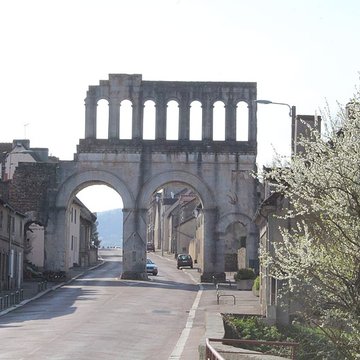 Porte dArroux à Autun