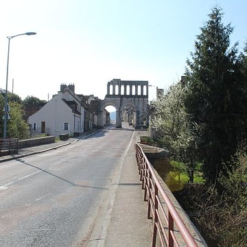 Porte dArroux à Autun