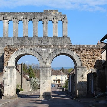 Porte dArroux à Autun