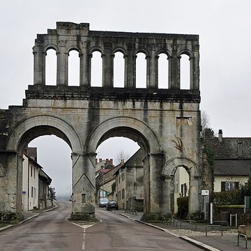 Porte dArroux à Autun