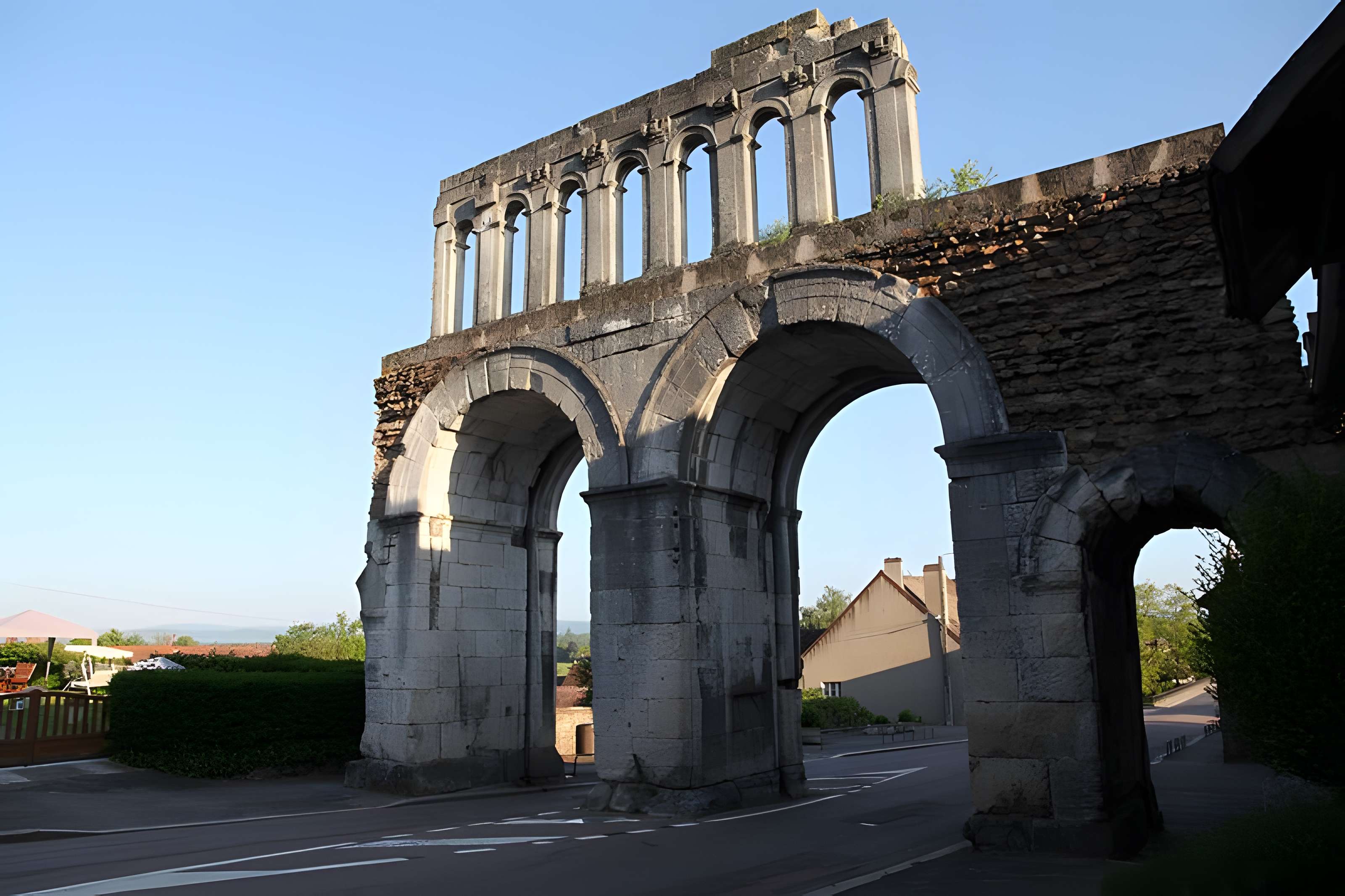 Porte d'Arroux à Autun