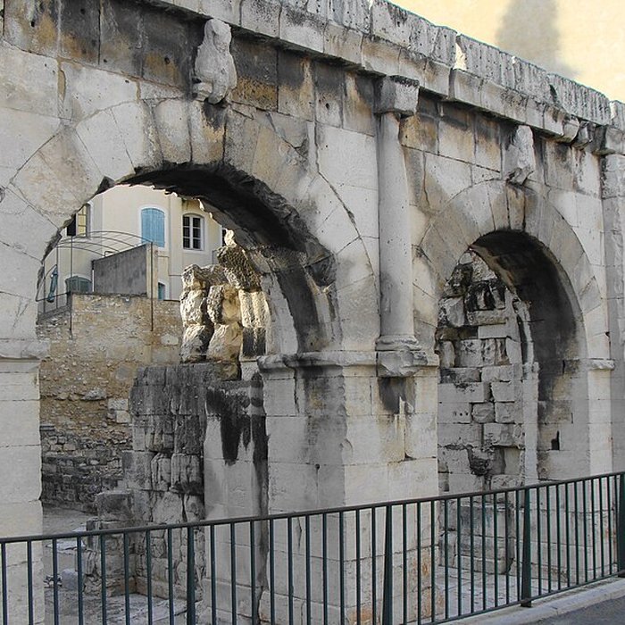 Photo de Porte dAuguste de Nîmes