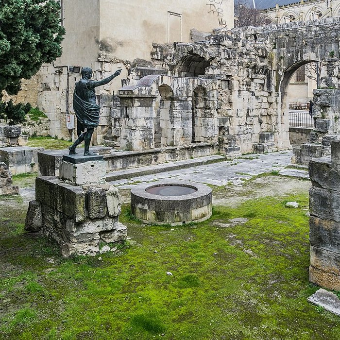 Photo de Porte dAuguste de Nîmes
