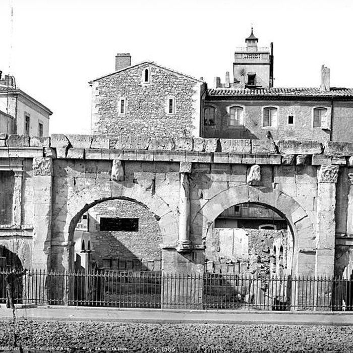 Photo de Porte dAuguste de Nîmes
