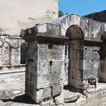 Porte dAuguste de Nîmes
