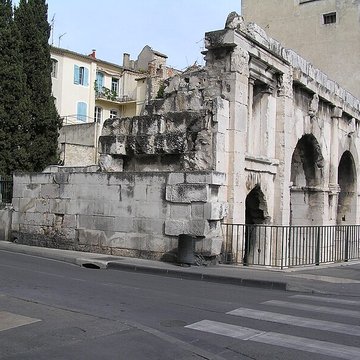 Porte dAuguste de Nîmes