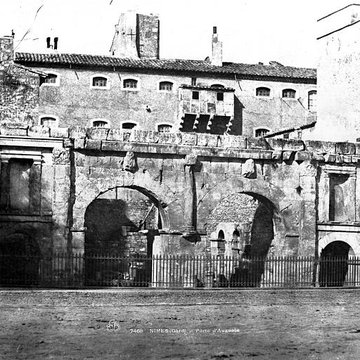 Porte dAuguste de Nîmes