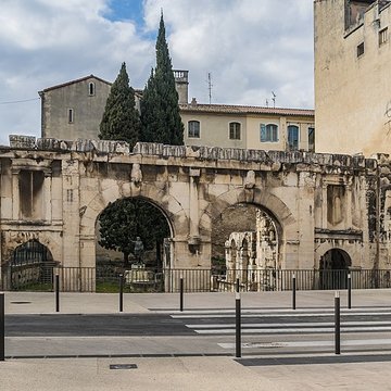 Porte dAuguste de Nîmes