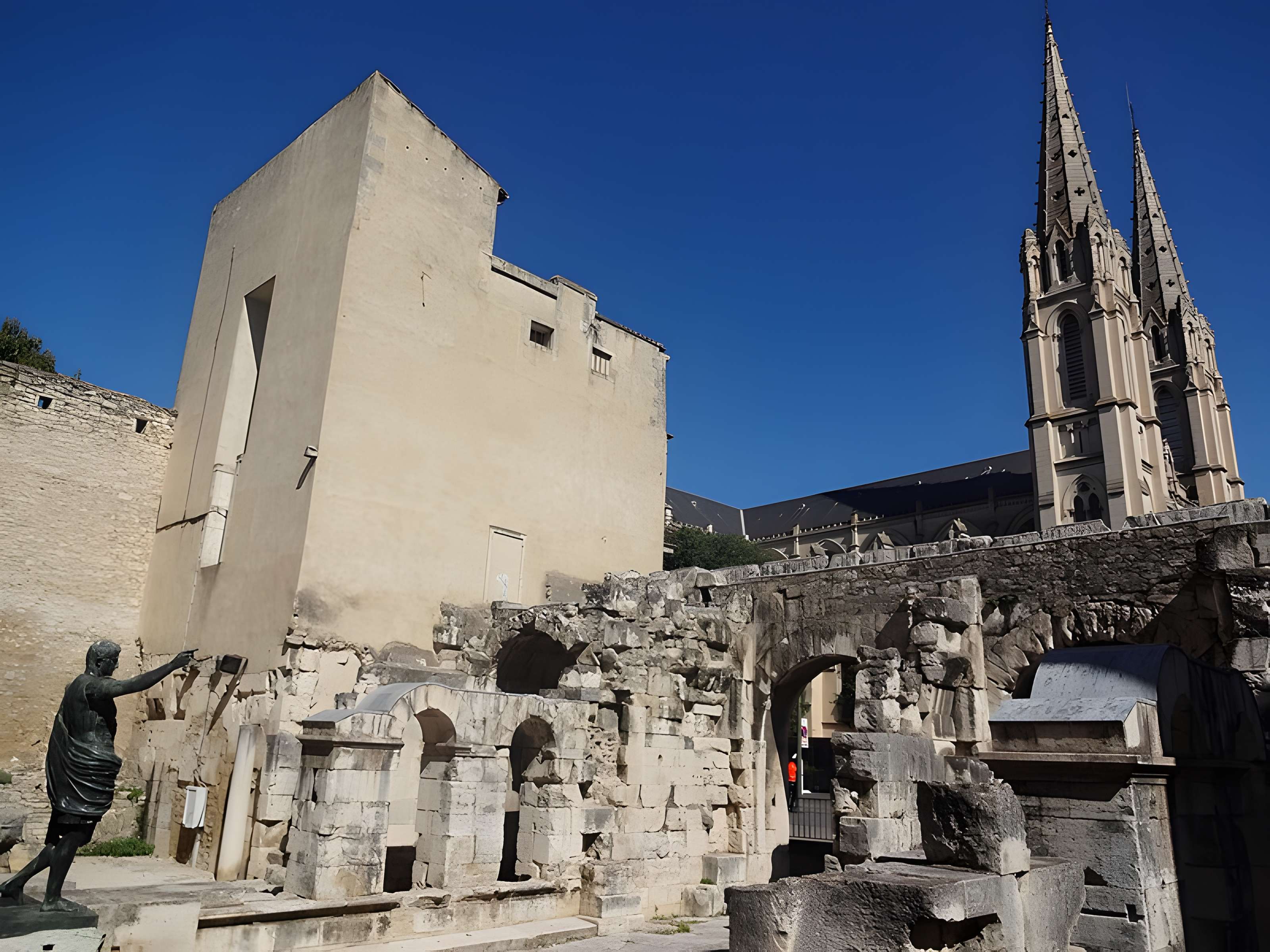 Porte d'Auguste de Nîmes