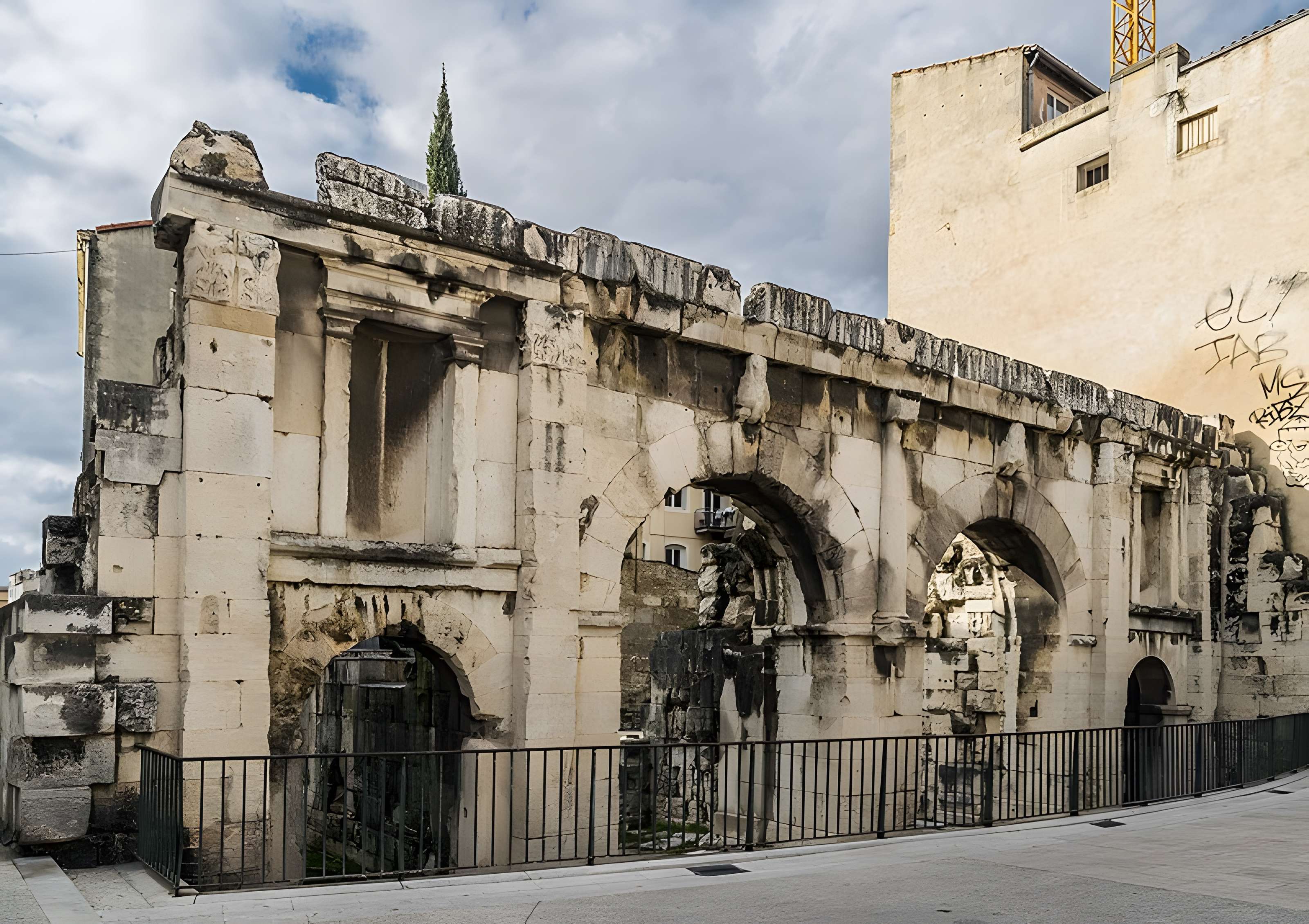 Porte d'Auguste de Nîmes